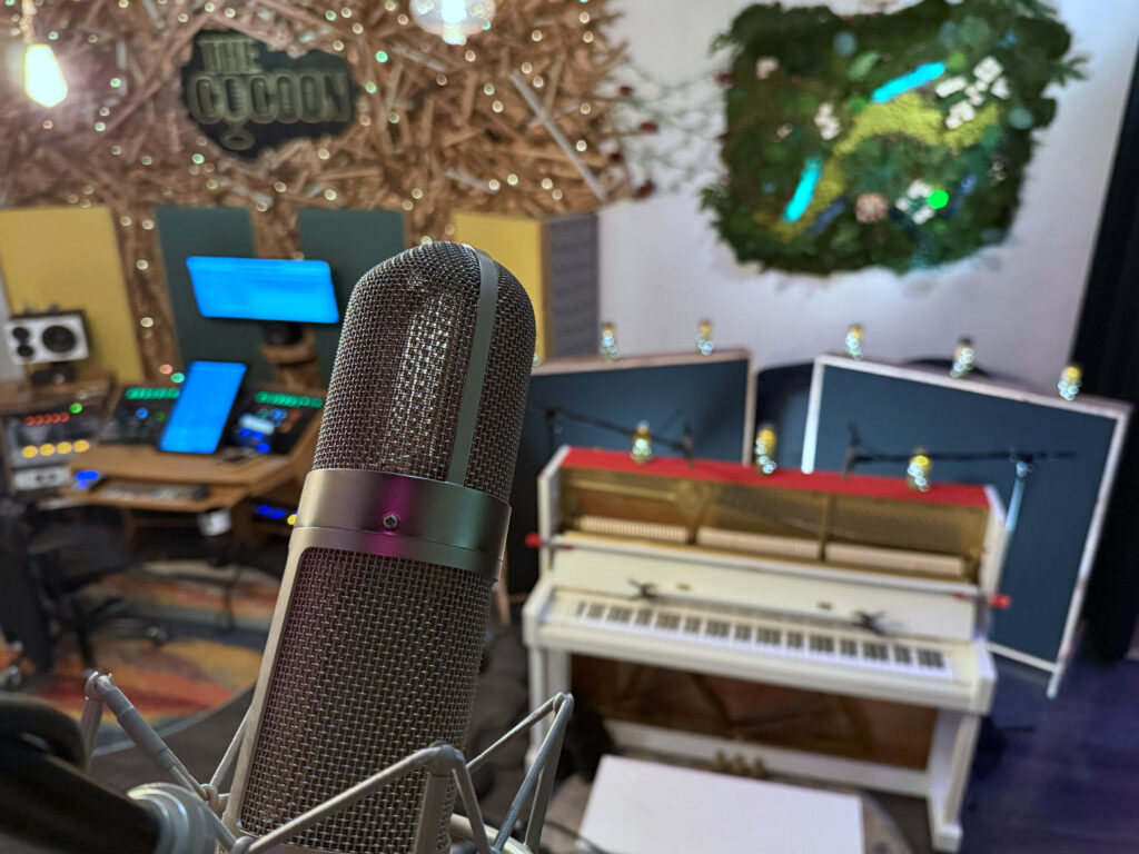 Cocoon recording studio in Jersey City, NJ piano and microphone